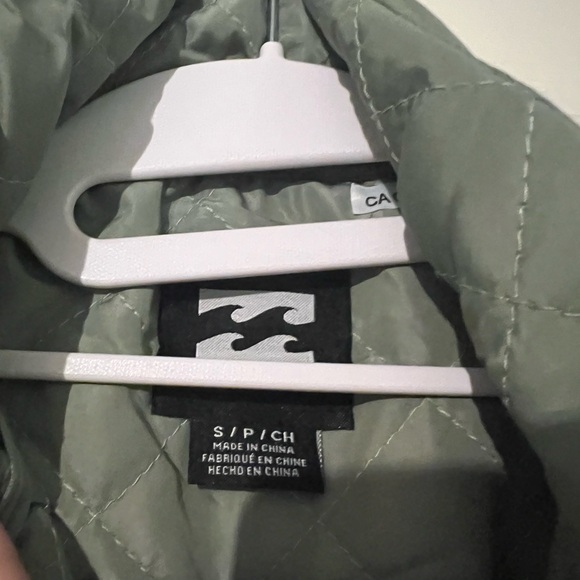 Billabong Sage Green and Cream Teddy Jacket - Picture 5 of 7